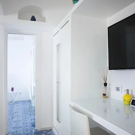 Lhp Executive Design Капри